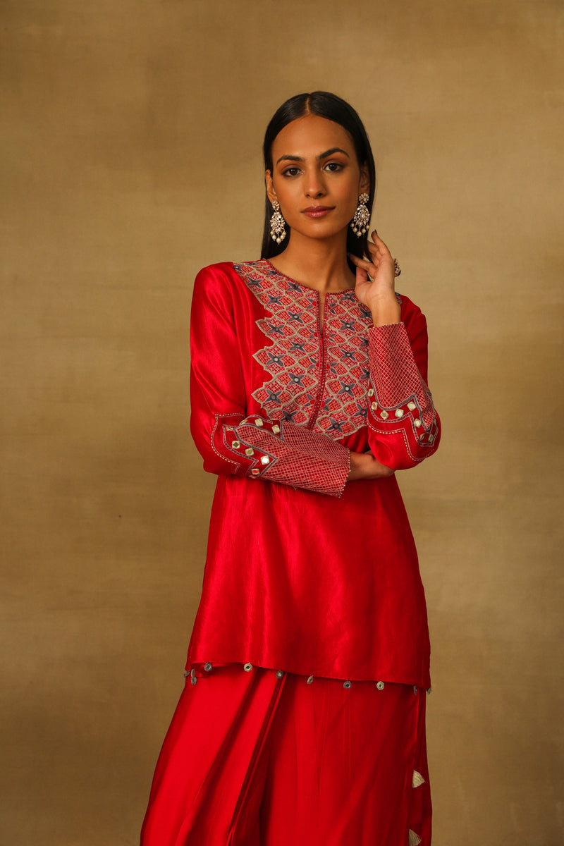 Red TW Short kurta with lungi Skirt